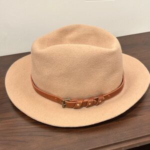 Theodora & Callum Beige Fedora with Brown Leather Band